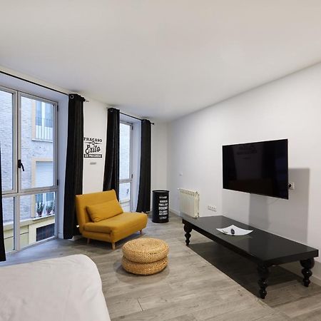 Tuapartamento Centro - Fuente Navarreria Apartment Pamplona Ngoại thất bức ảnh
