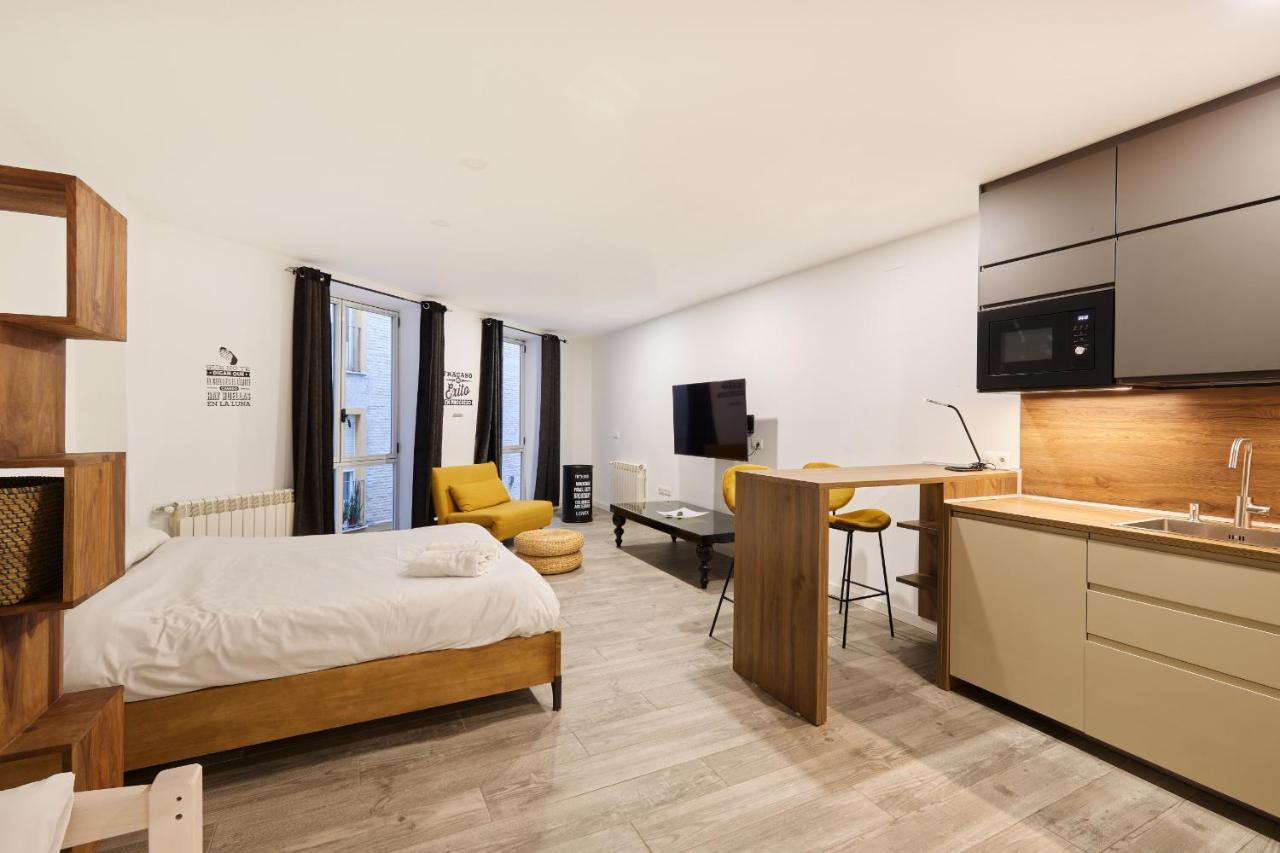 Tuapartamento Centro - Fuente Navarreria Apartment Pamplona Ngoại thất bức ảnh